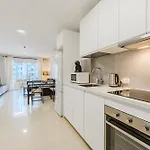 アパート Sol Paraiso 2 Bedrooms アデヘ